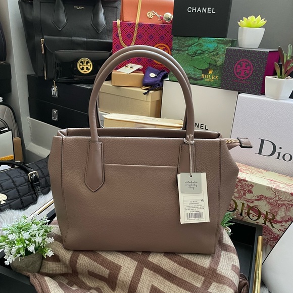 🎁GIFTED🎁🔥🔥DEAL🔥🔥✨Taupe Tote Bag Crossbody ✨NWT - Picture 6 of 12